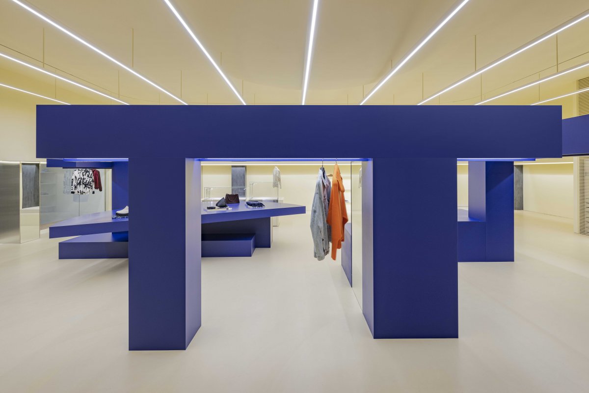 Yinjispace wgnb x mue flagship store